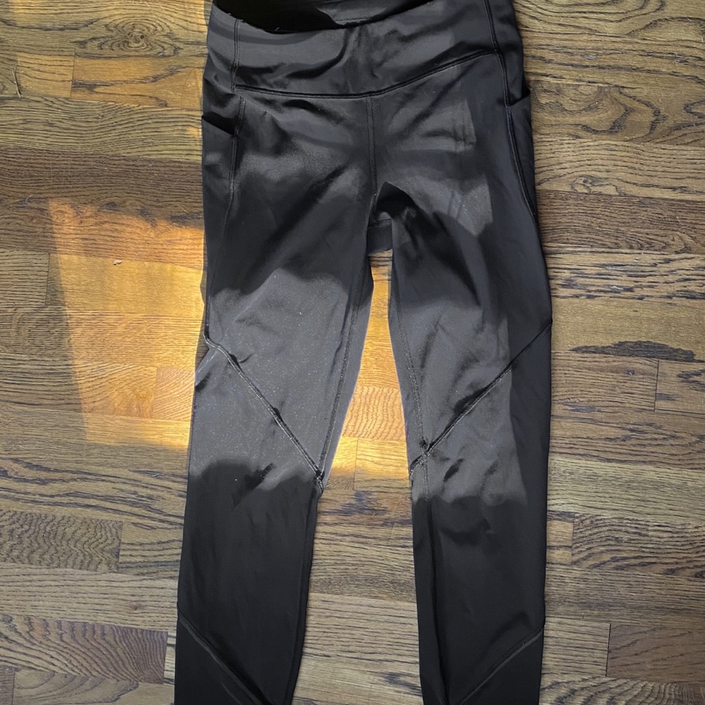 Lululemon black leggings size 6